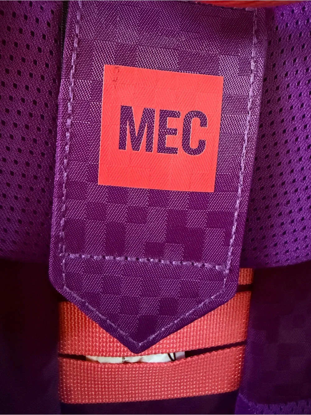 MEC Escapade Youth Hiking Backpack